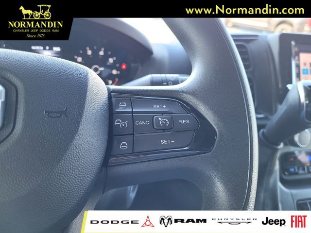 Used 2025 RAM ProMaster 2500 w/ Crew Van Package FWD image 14