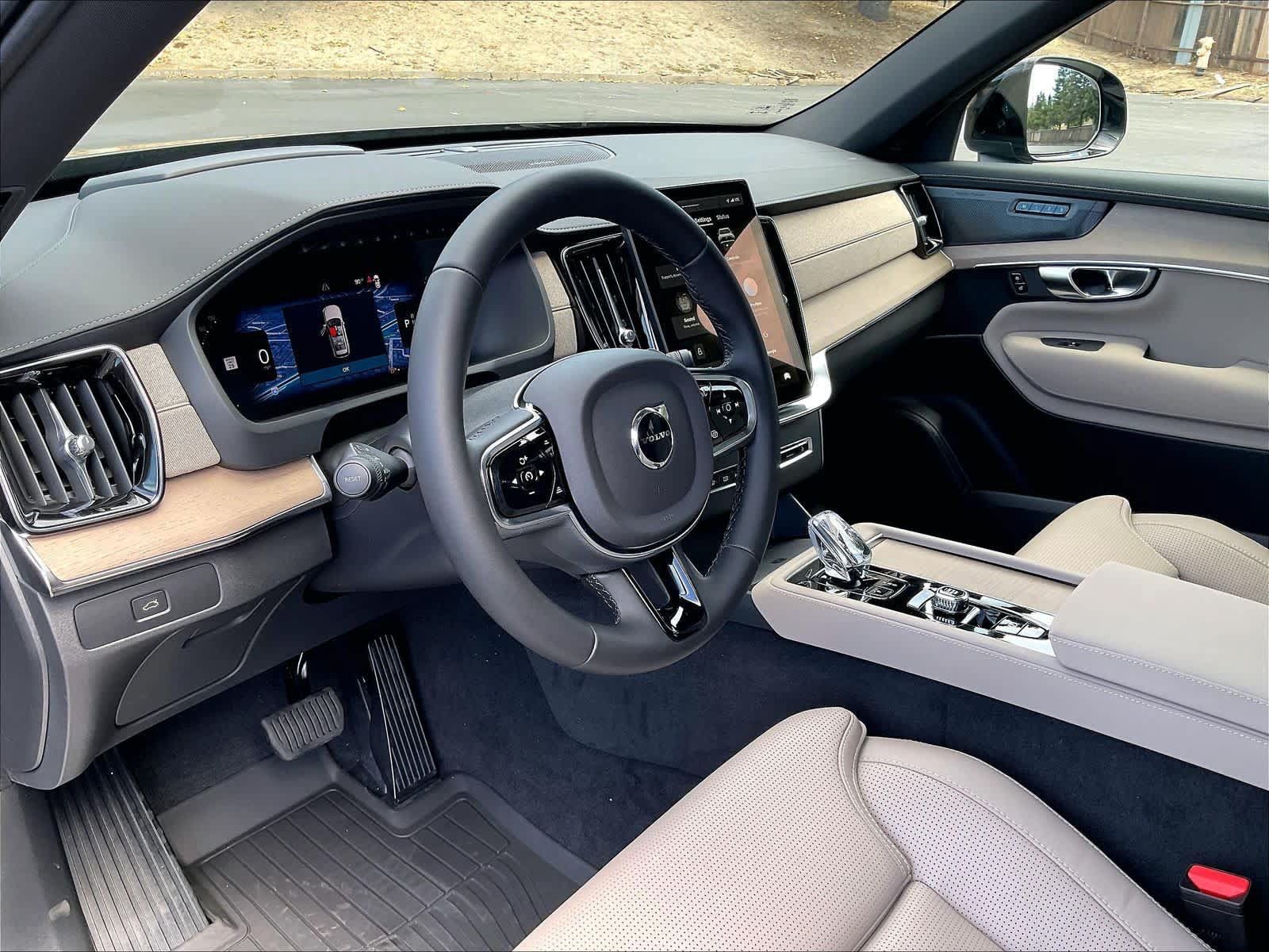 New 2027 Volvo XC90 B6 Ultra AWD/4WD image 8