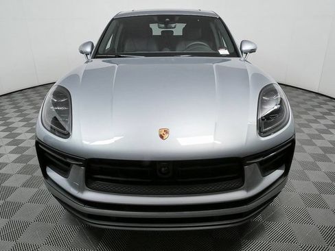 Used 2026 Porsche Macan AWD/4WD image 36