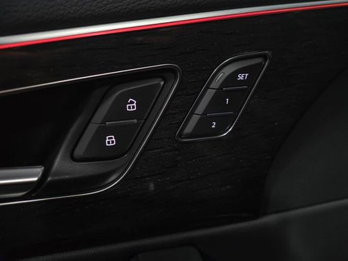 Used 2021 Audi Q7 3.0T Prestige image 36