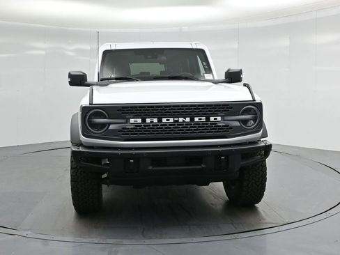 New 2025 Ford Bronco Badlands image 25