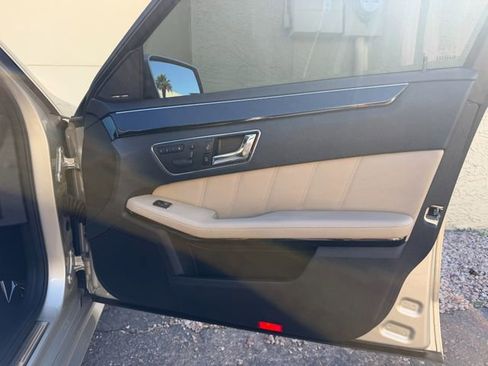 Used 2011 Mercedes-Benz E 550 Sedan w/ Premium 1 Pkg image 28