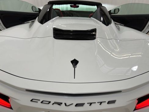 Used 2022 Chevrolet Corvette Stingray Convertible w/ 1LT image 11
