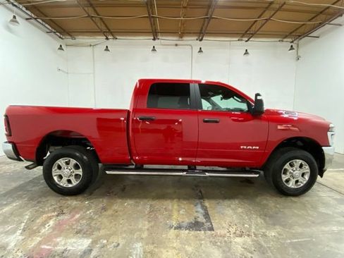 Used 2026 RAM 2500 Big Horn AWD/4WD image 6