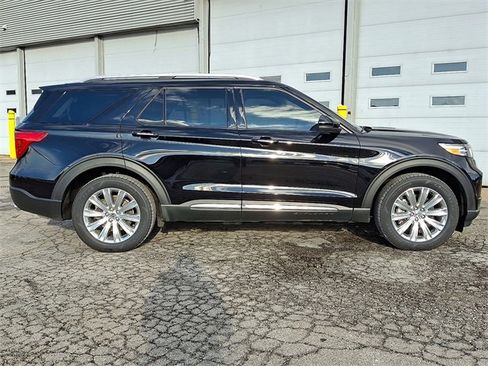 Used 2022 Ford Explorer Limited w/ Hybrid Equipment Group 310A image 7