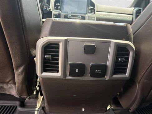 Used 2022 Ford F250 King Ranch w/ King Ranch Ultimate Package AWD/4WD image 21