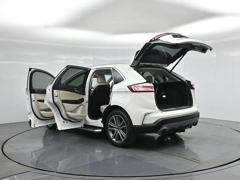 Certified 2020 Ford Edge Titanium FWD image 36