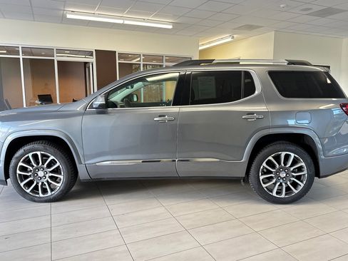 Used 2020 GMC Acadia Denali w/ Denali Ultimate Package image 7