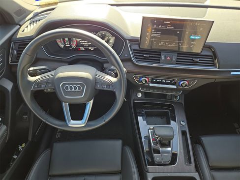 Used 2025 Audi Q5 2.0T Premium Plus w/ Premium Plus Package image 14