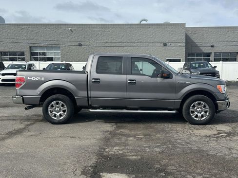 Used 2012 Ford F150 XLT w/ XLT Chrome Pkg image 2