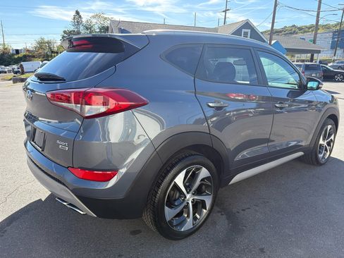 Used 2018 Hyundai Tucson Sport image 5
