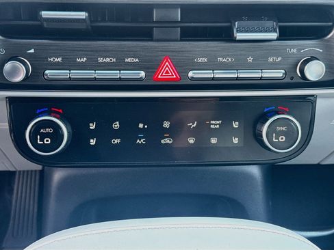 Used 2026 Hyundai Palisade Calligraphy FWD image 15