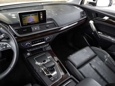 Used 2019 Audi Q5 2.0T Premium Plus AWD/4WD image 34