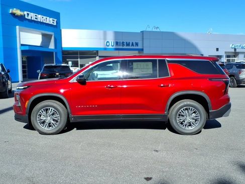 New 2026 Chevrolet Traverse LT FWD image 6