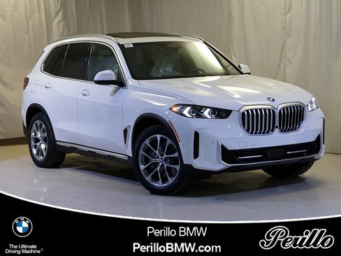 New 2026 BMW X5 xDrive50e w/ Climate Comfort Package image 1