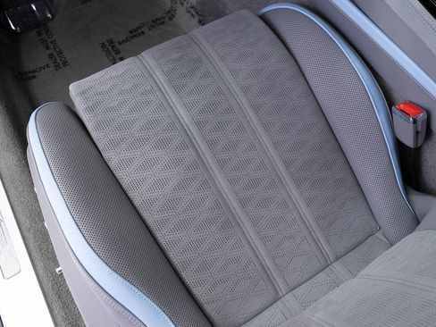 Used 2025 Bentley Continental GT Speed image 18