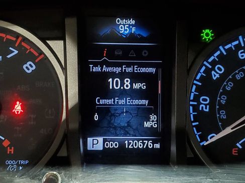 Used 2023 Toyota Tacoma SR5 RWD image 30