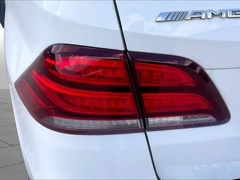 Used 2018 Mercedes-Benz GLE 43 AMG 4MATIC image 29