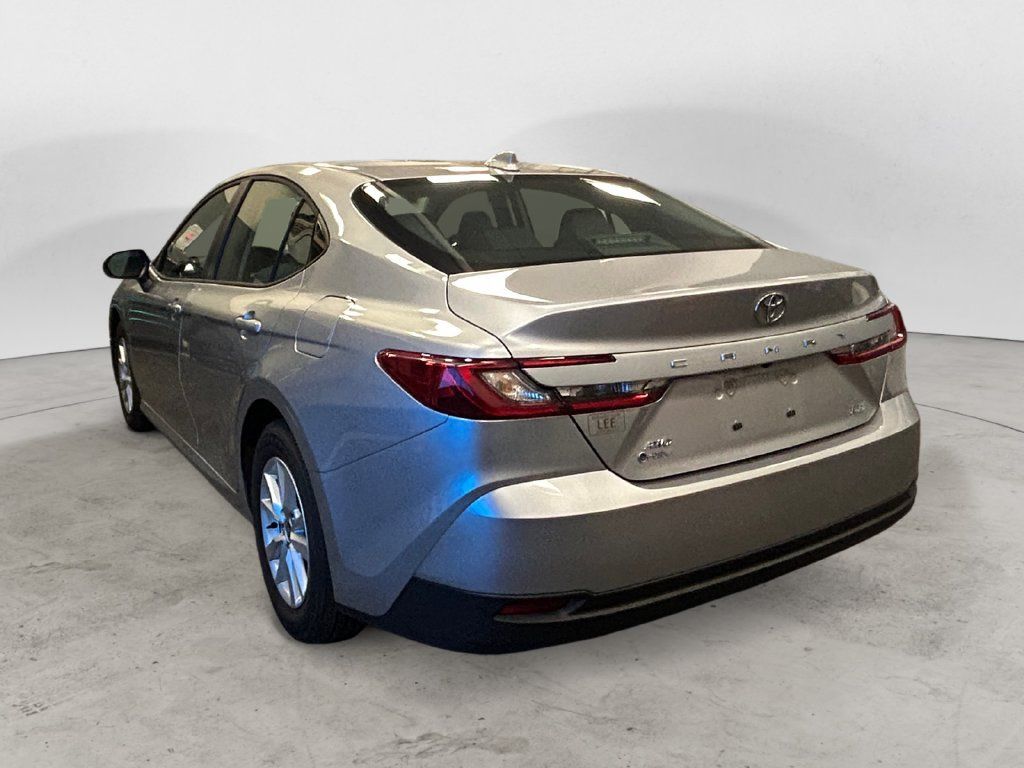 Used 2026 Toyota Camry LE w/ Convenience Package AWD/4WD image 3