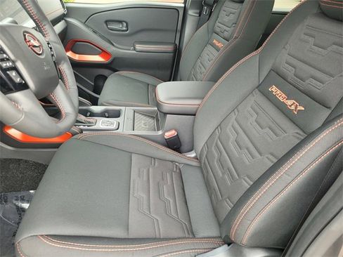 New 2026 Nissan Frontier PRO-4X w/ Pro-4x Convenience Package image 6
