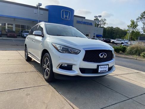 Used 2020 INFINITI QX60 Luxe w/ Essential Package AWD/4WD image 4