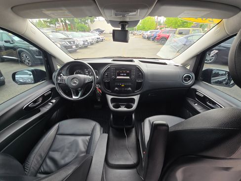 Used 2017 Mercedes-Benz Metris image 15