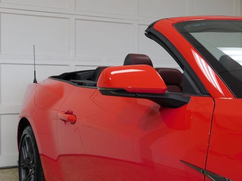 Used 2024 Ford Mustang Premium w/ 2.3L High Performance Package RWD image 17