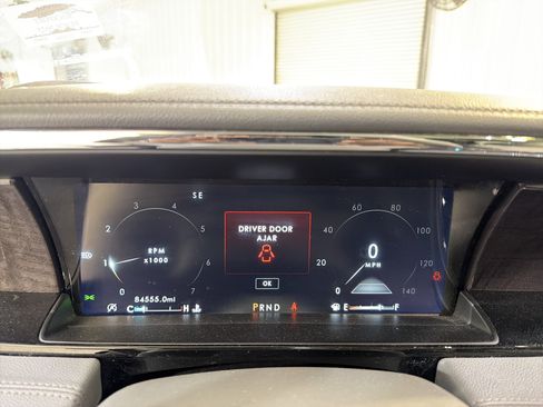 Used 2019 Lincoln Navigator Reserve image 18