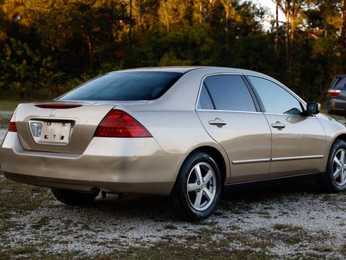 Used 2006 Honda Accord LX image 11