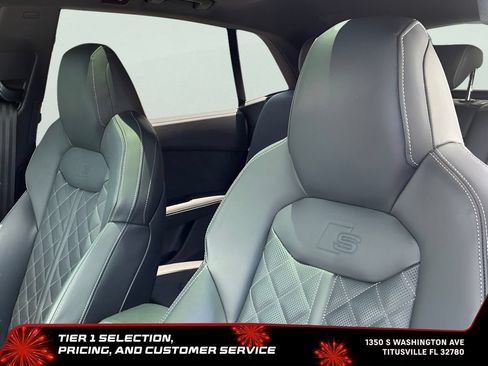 Used 2025 Audi SQ8 Premium Plus w/ 23" Wheel Package AWD/4WD image 30