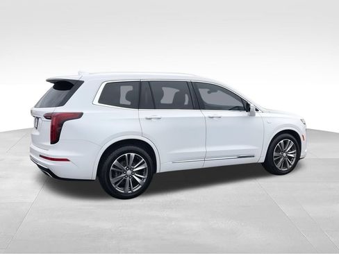 Used 2021 Cadillac XT6 Premium Luxury FWD image 8