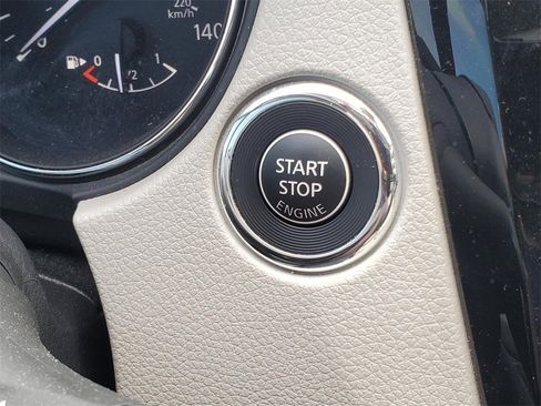 Certified 2022 Nissan Rogue Sport SV image 26