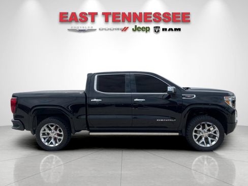 Used 2022 GMC Sierra 1500 Denali w/ Denali Reserve Package AWD/4WD image 2