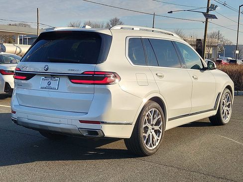 Certified 2024 BMW X7 xDrive40i w/ Executive Package image 6