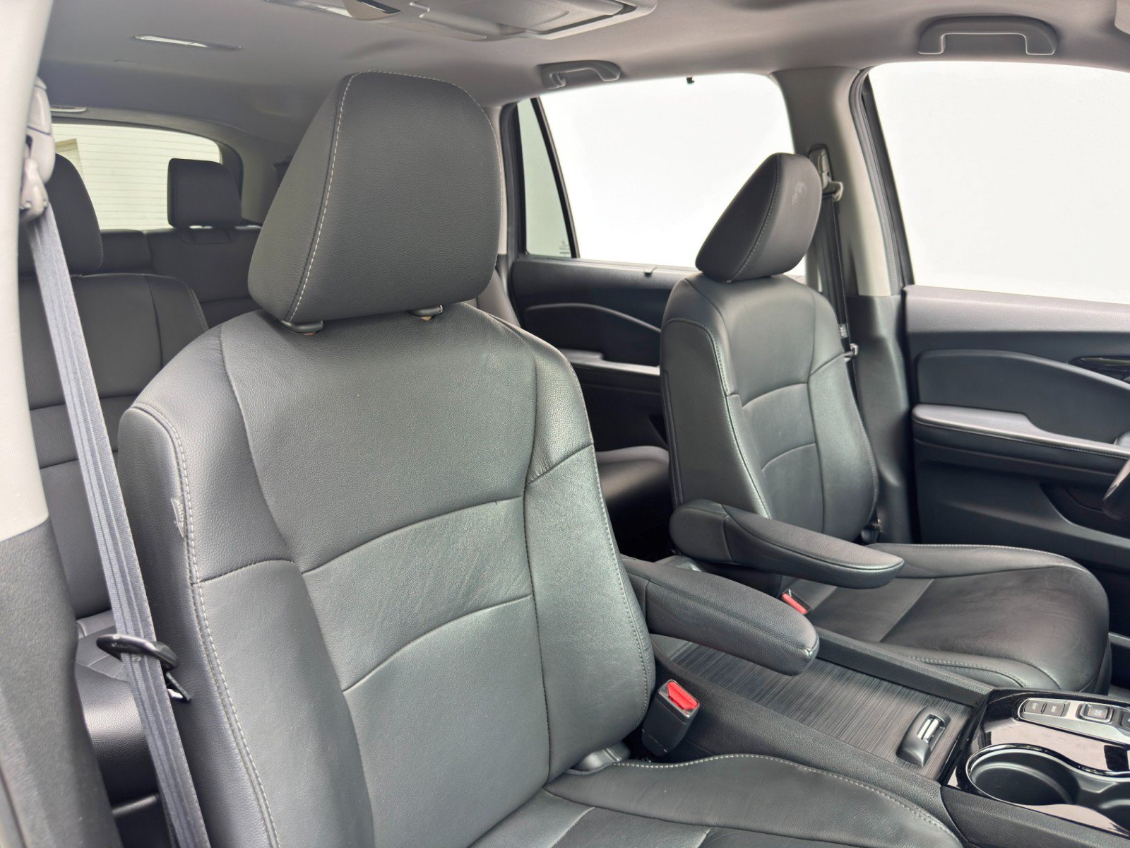 Used 2022 Honda Pilot Touring image 41