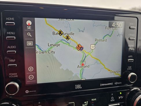 Used 2021 Toyota Highlander Limited image 27