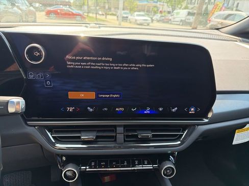 New 2026 Chevrolet Equinox EV RS AWD/4WD image 15