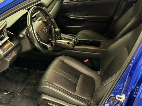 Used 2019 Honda Civic Sport Touring image 10