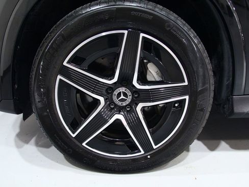 Certified 2026 Mercedes-Benz GLC 300 4MATIC image 17