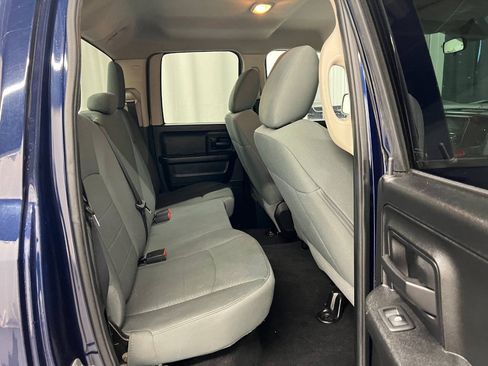 Used 2014 RAM 1500 Express AWD/4WD image 10