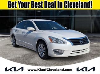Used 2015 Nissan Altima 2.5 S w/ Power Driver Seat Package video 1