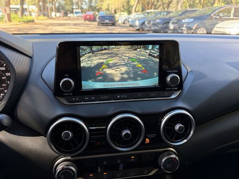 Used 2025 Nissan Sentra S image 24