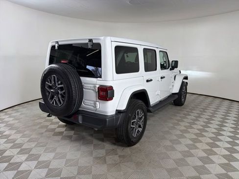 Used 2024 Jeep Wrangler Sahara w/ Safety Group image 7