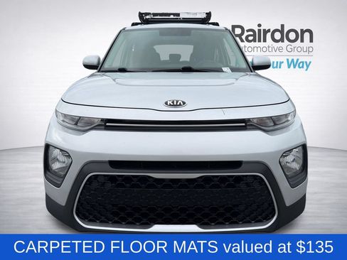 Used 2020 Kia Soul LX FWD image 2