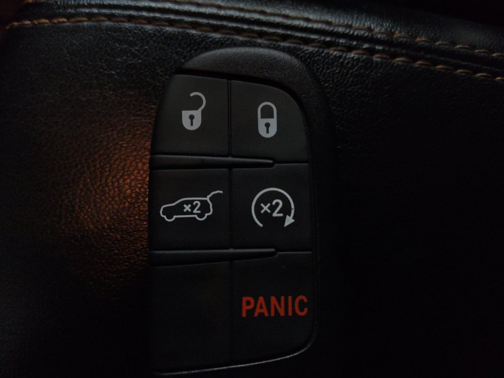 Used 2022 Jeep Compass Limited w/ Elite Group AWD/4WD image 32