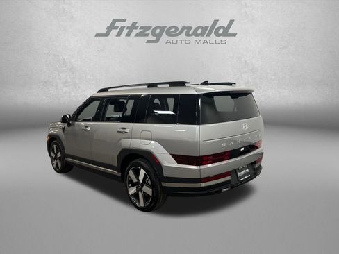 Used 2024 Hyundai Santa Fe Limited image 3