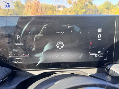 Certified 2025 Nissan Kicks SR w/ Illumination Package image 29