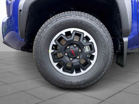 New 2025 Toyota Tacoma TRD Off-Road image 11