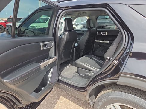 Certified 2023 Ford Explorer XLT w/ Equipment Group 202A AWD/4WD image 44