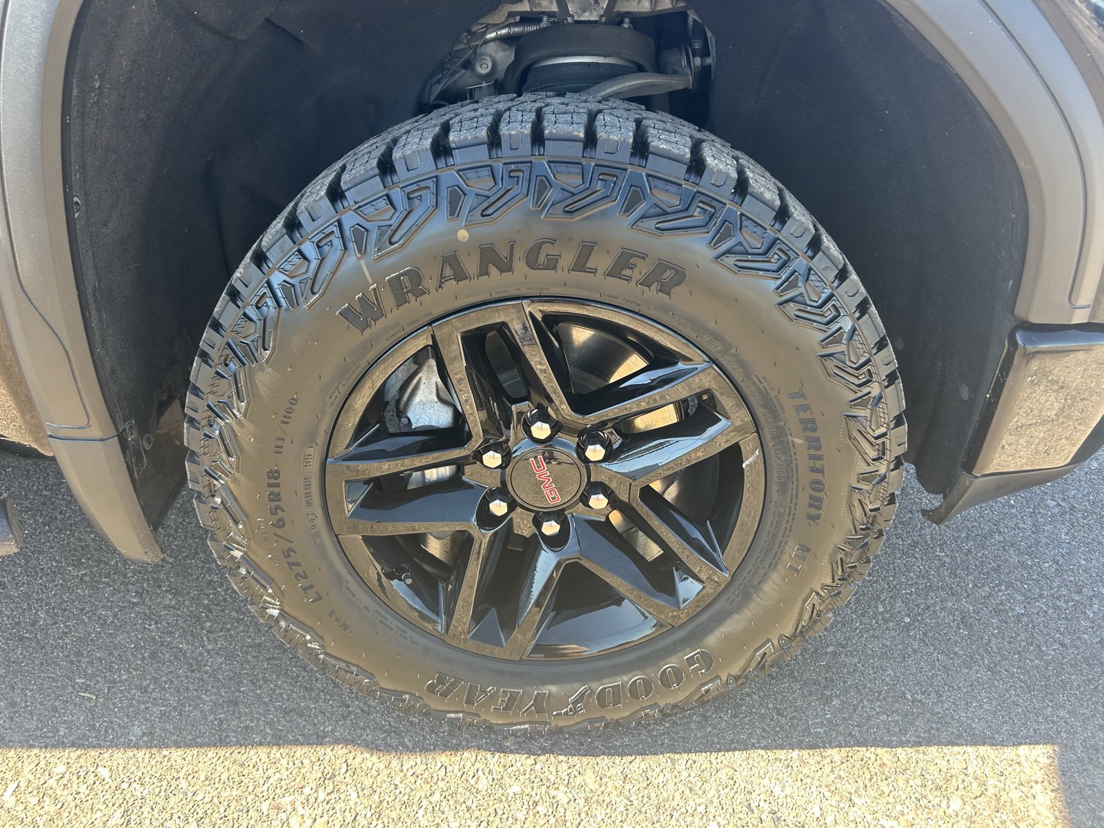Used 2021 GMC Sierra 1500 Elevation RWD image 9